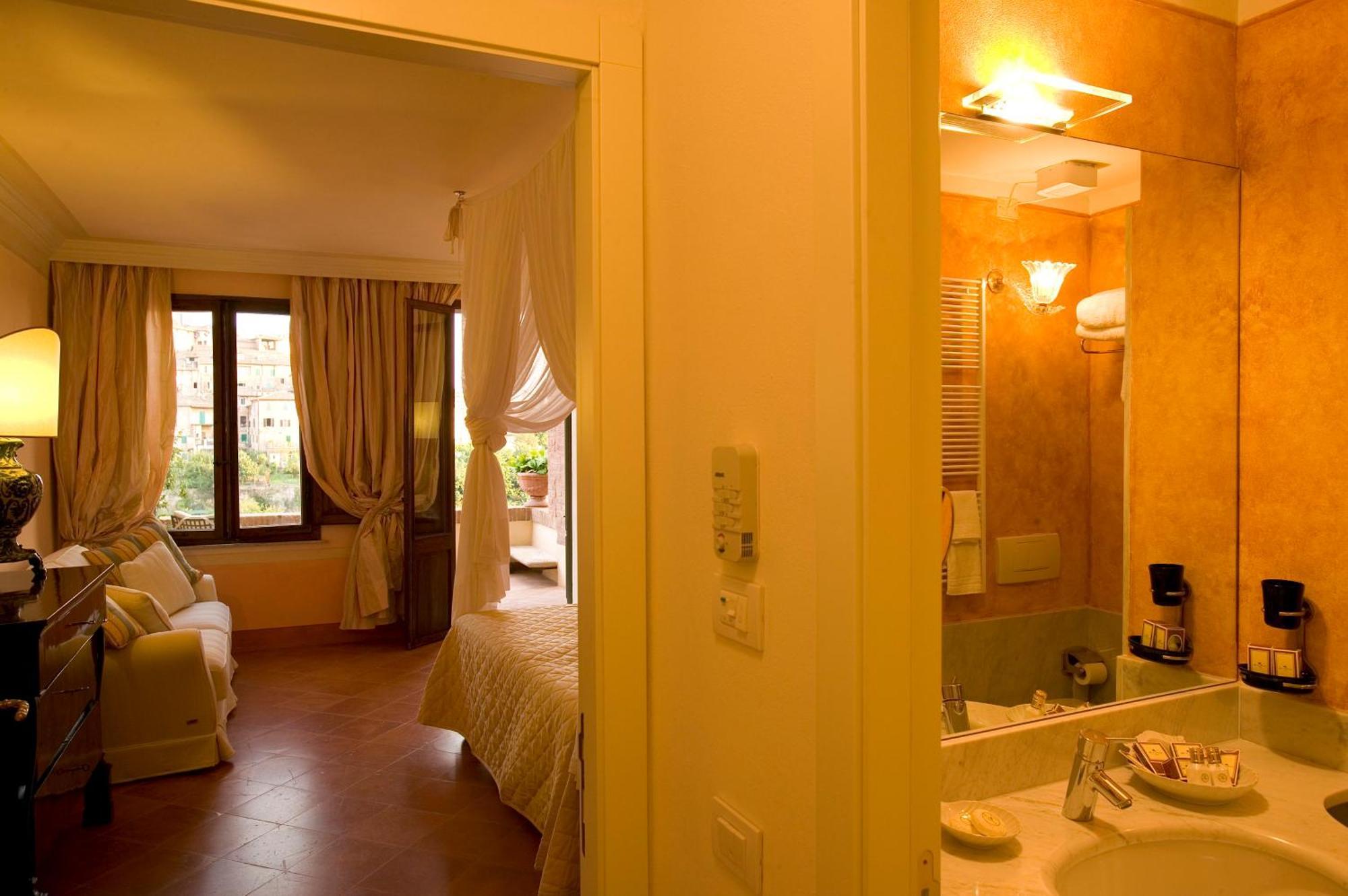 Residenza D'Epoca Campo Regio Relais Bed and Breakfast Σιένα Εξωτερικό φωτογραφία